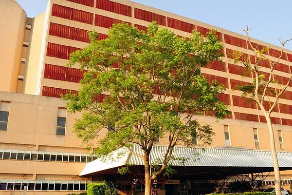 Idoso dado como morto ‘volta à vida’ em necrotério do hospital