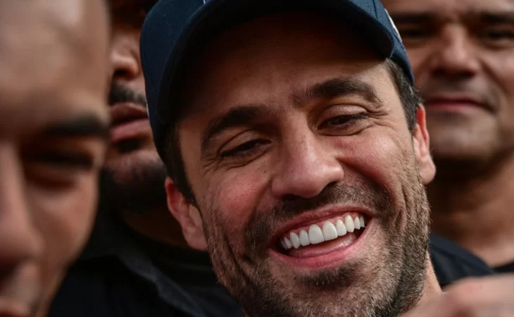 Exércitos de contas e vídeos pró-Marçal seguem ativos com milhões de visualizações