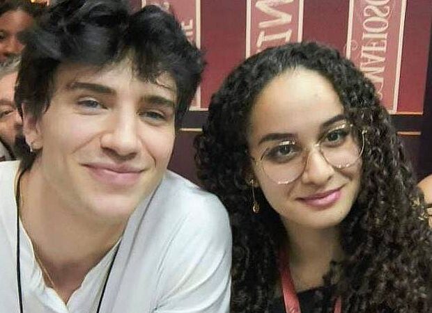 Bienal tem tumulto com autora de livro ‘picante’ e modelo que atraiu multidão