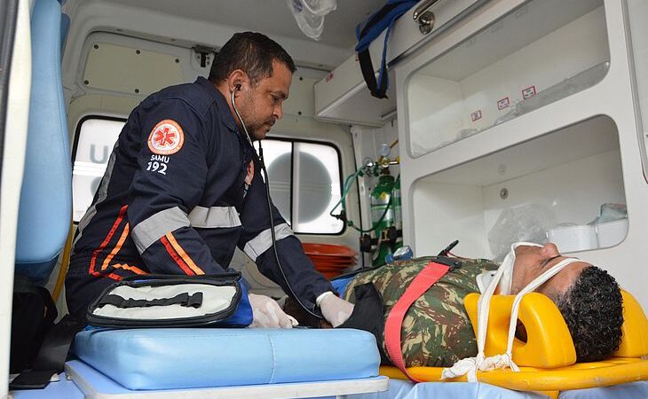 Médico do Samu Alagoas orienta sobre a prevenção de quedas para evitar fraturas