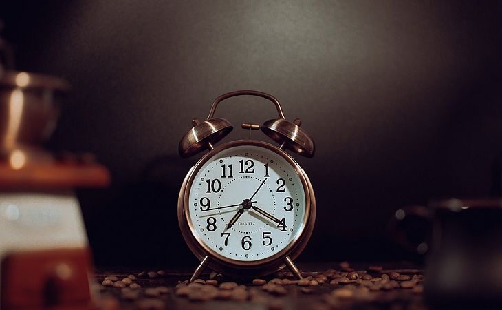 Quem inventou o horário de verão, que pode voltar a ser adotado no Brasil?