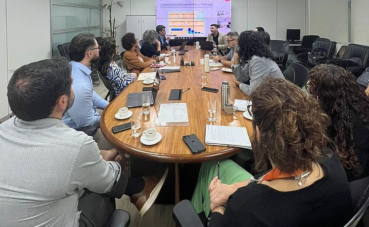 Sesau apresenta ao Ministério da Saúde sistema que unifica informações de pacientes que recebem assistência em saúde mental