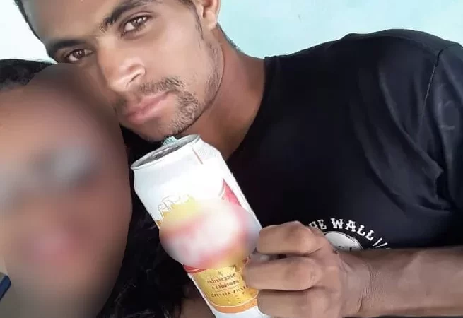 Jovem é assassinado dentro de residência em Batalha