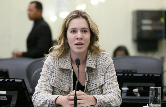 Lei é sancionada e estudantes alagoanos terão bônus para ingresso em universidades públicas estaduais