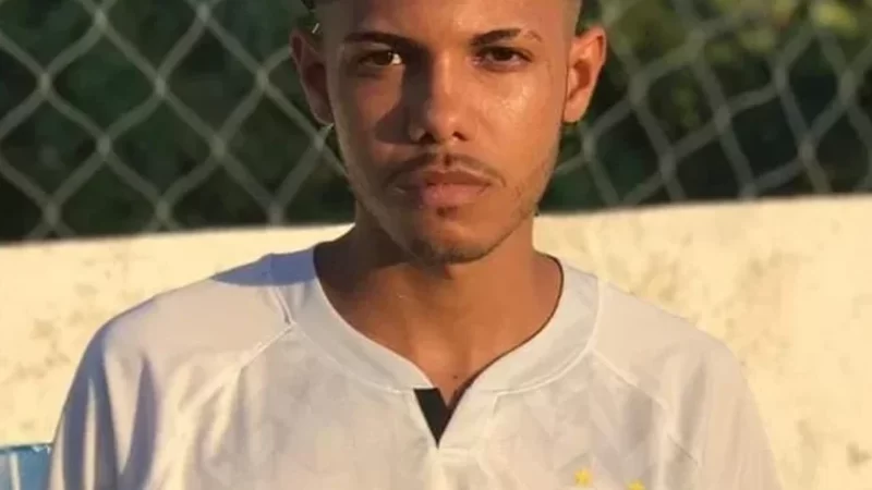 Homem invade vestuário de campo e mata jovem com vários tiros em Maragogi