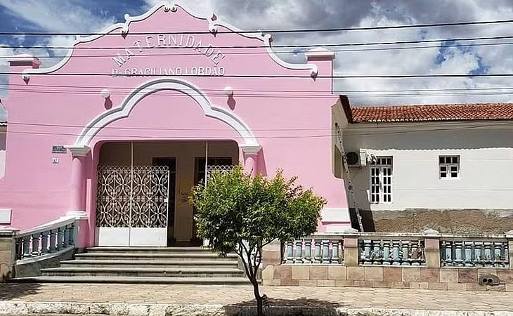 Oito pacientes perdem os olhos após mutirão de cirurgia de catarata