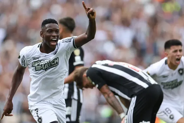 Botafogo vence o Atlético-MG e é campeão da Libertadores pela primeira vez na história