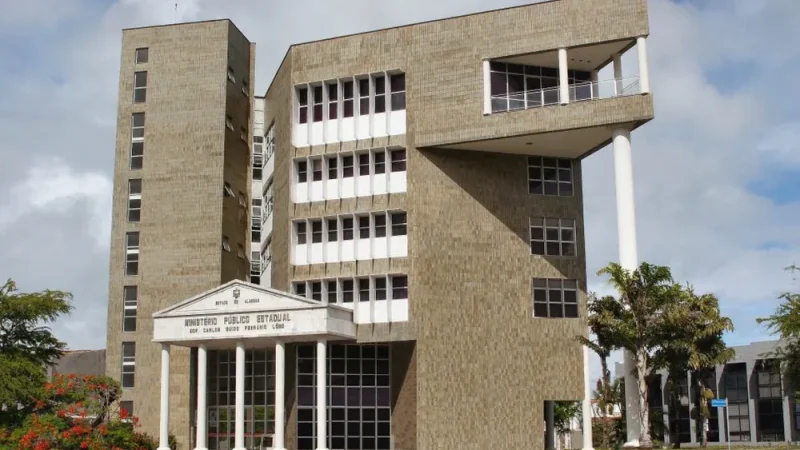 MP pede afastamento de delegado preso por forjar provas no caso Kléber Malaquias