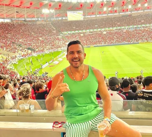 Kel Ferreti passa por audiência de custódia, tem prisão preventiva mantida e é levado para o sistema prisional