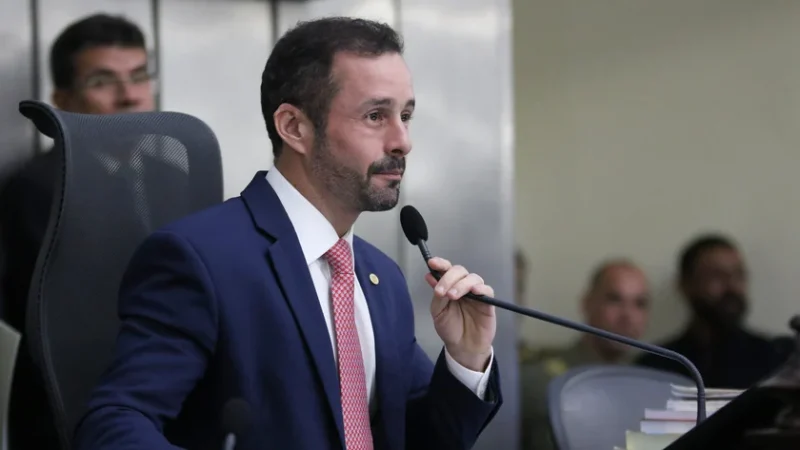 Bruno Toledo assume presidência do Legislativo até o dia 15 de janeiro