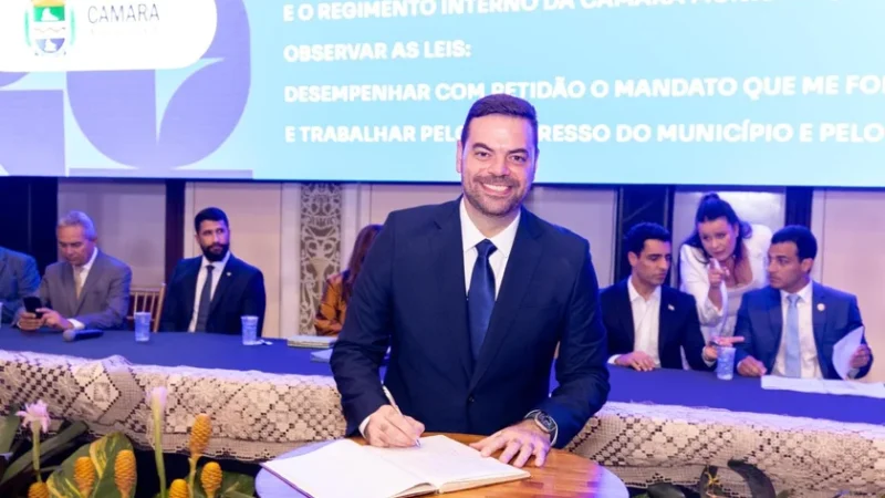 Chico Filho é eleito por unanimidade presidente da Câmara de Maceió