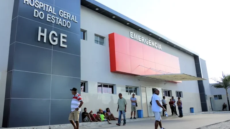 Casal é baleado dentro de carro na Barra Nova e homem morre com tiro no rosto
