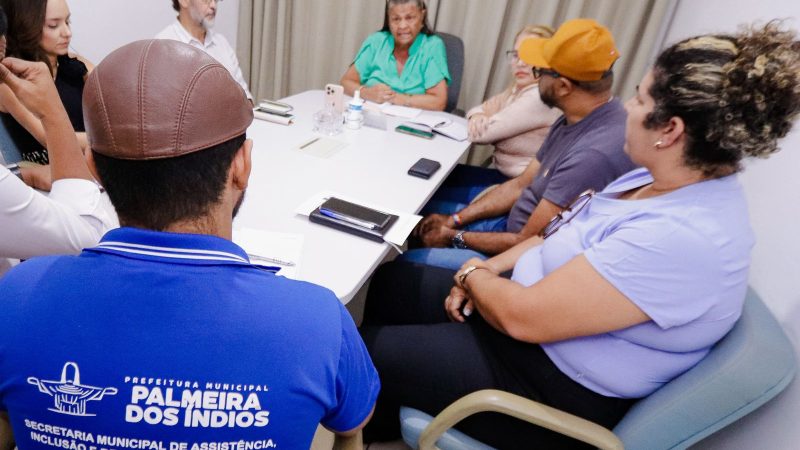 Recadastramento do Bolsa Família: Prefeita avisa que só vai receber o benefício quem realmente precisa