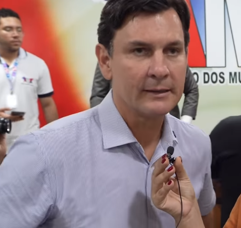 Marcelo Beltrão é eleito presidente da AMA com 90 votos