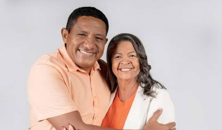 Tia Júlia despenca em aprovação e ameaça futuro político de Júlio César