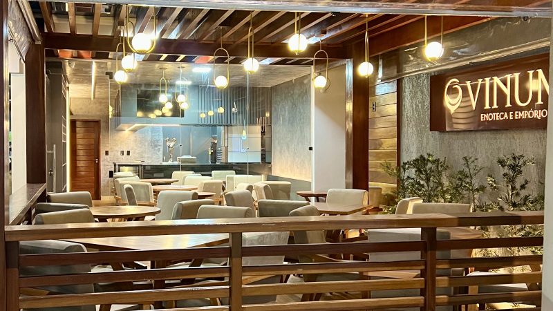 Vinum – Enoteca e Empório chega a Palmeira dos Índios com proposta inovadora