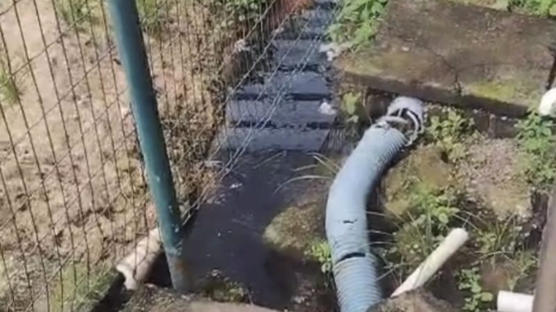 Fossa a Céu Aberto Denuncia Negligência na UPA de Palmeira dos Índios