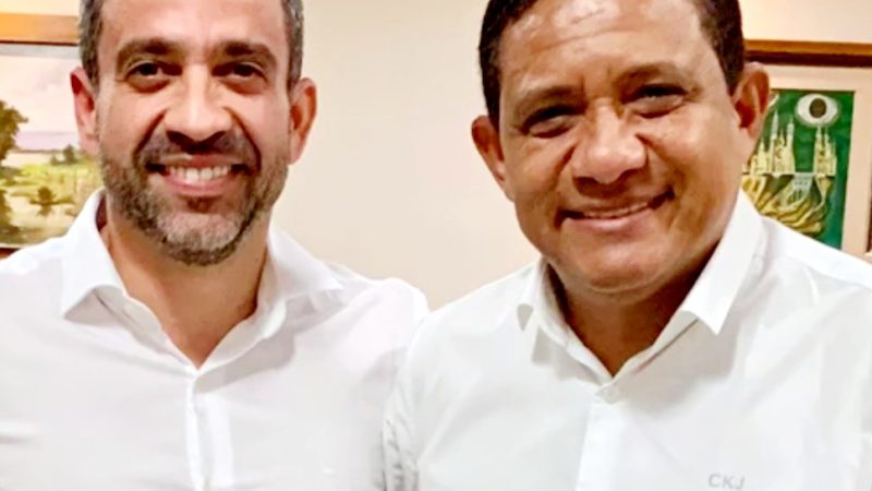 Júlio Cezar força barra no PT e tenta surfar prestígio de Paulo Dantas