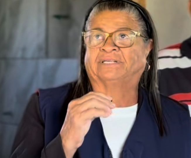 “Vamos acatar”: prefeita de Palmeira dos Índios assume postura submissa em polêmica da demarcação