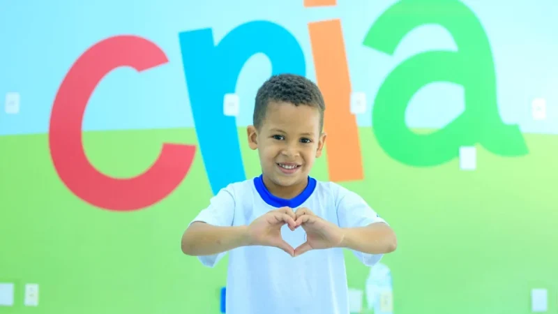 Cria completa 2 anos como Secretaria de Estado e consolida política permanente para a Primeira Infância em Alagoas