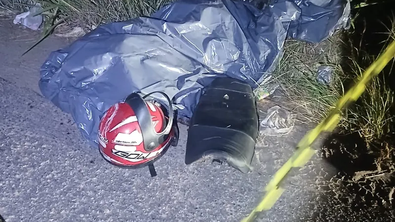 Motociclista morre após perder controle e colidir com poste na AL-115, em Girau do Ponciano