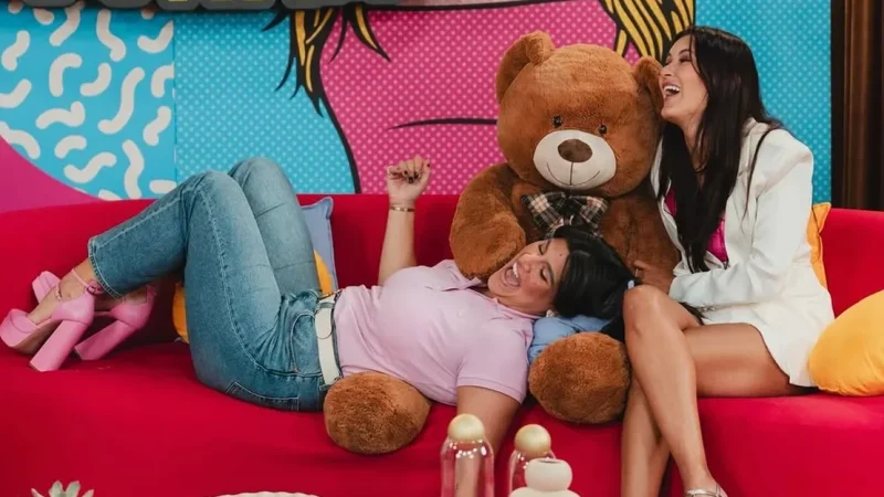 Filhas de Flávia Alessandra e Bonner quebram silêncio sobre namoro