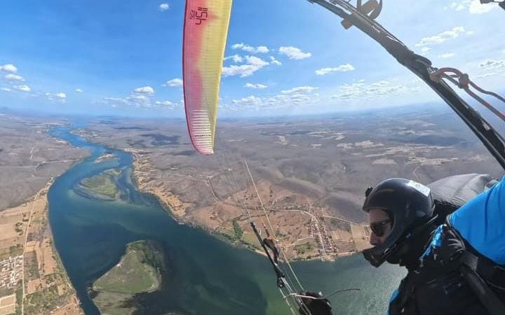 Temporada de Vôo Livre 2025/2026, movimenta Tanque d’Arca e reforça potencial turístico do município.