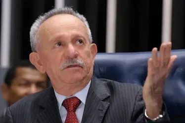 Missa nesta quarta marca um ano da morte do ex-senador e ex-prefeito Biu de Lira