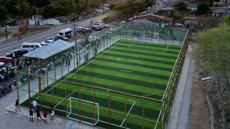 Prefeitura de Cacimbinhas inaugura Campo Society de grama sintética no Distrito Minador do Lúcio