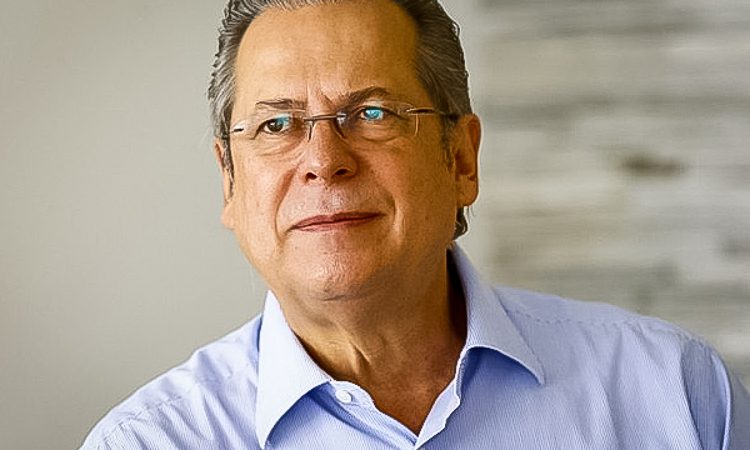 Em Alagoas, sob orientação de Dirceu, Calheiros deve ajudar a estruturar chapa de federais para Paulão