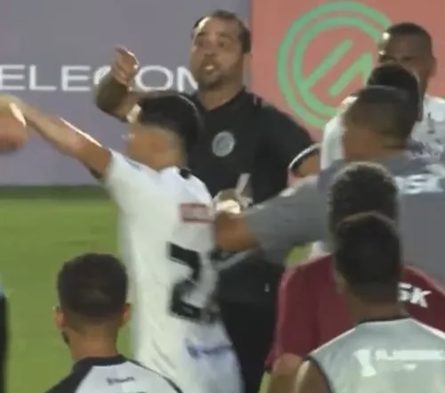 Confusão generalizada marca fim do clássico CSE e ASA no Juca Sampaio