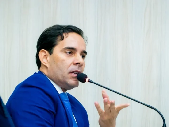 Troca de acusações entre Kelmann Vieira e Rui Palmeira acirra clima político em Maceió