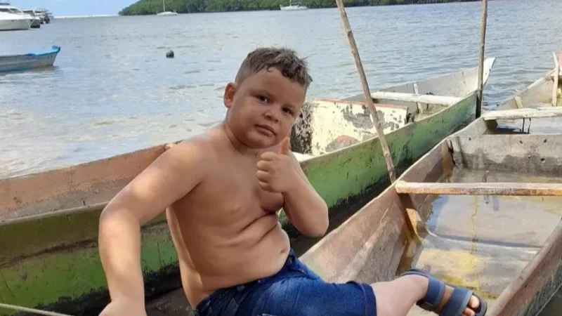 Criança morre após ser soterrada por barreira em Roteiro