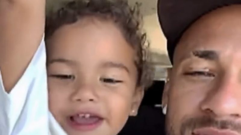 Neymar reage após Bruna Biancardi sair para curtir Carnaval