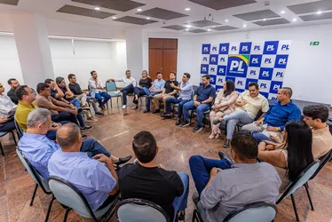 JHC assume liderança da oposição e dá musculatura inédita ao PL para 2026 em Alagoas