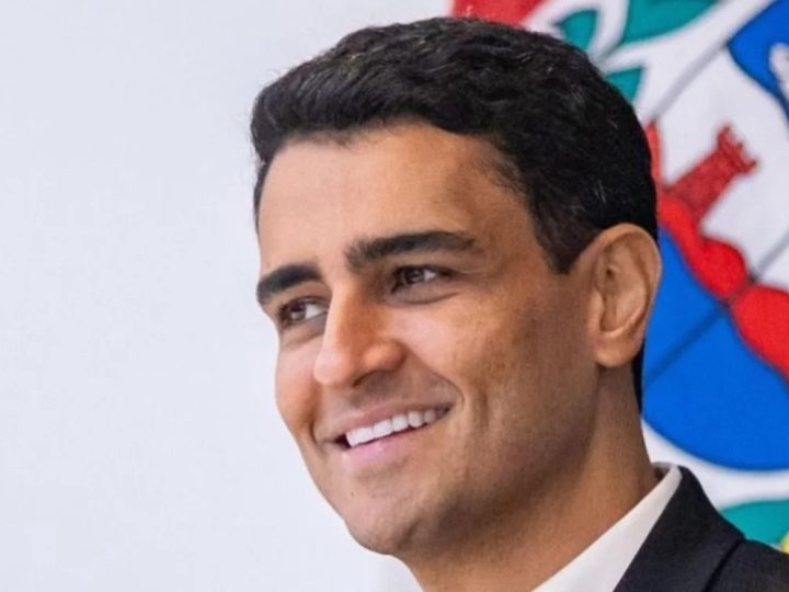 JHC articula mudança para o PSB e se movimenta para disputar o Senado em 2026