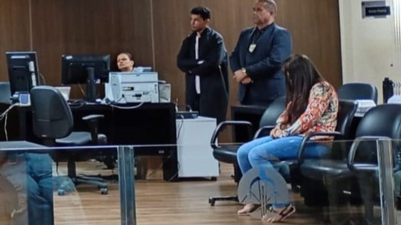 Madrasta é condenada a mais de 17 anos por arremessar criança do 4º andar em Maceió