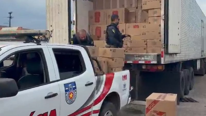PRF apreende 12 milhões de cigarros contrabandeados durante operação em Arapiraca