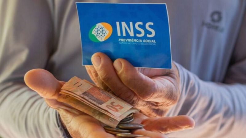 INSS antecipará pagamento do 13° de aposentados e pensionistas