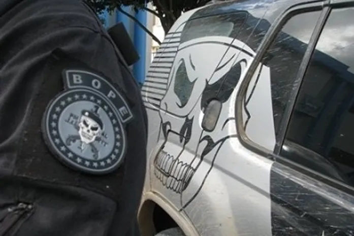 Artefato explosivo é encontrado em frente à sede de torcida em Maceió