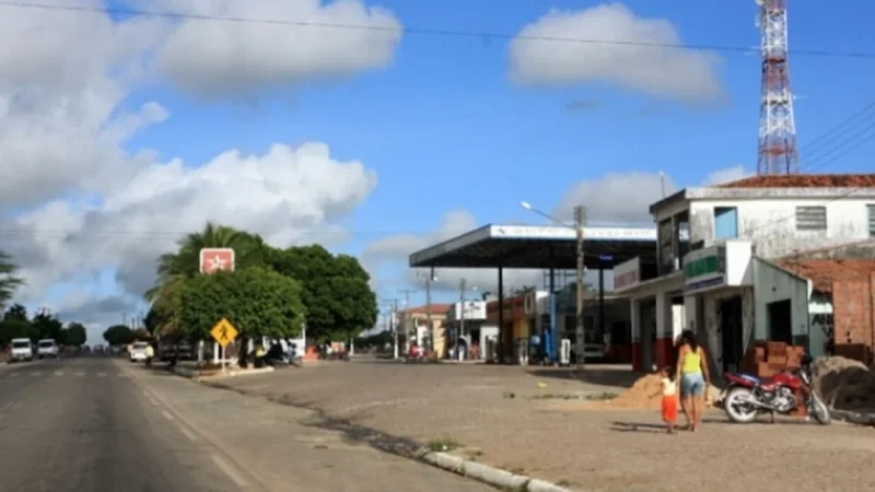 Homem é contido após ameaçar mulher com enxada na zona rural de Estrela de Alagoas