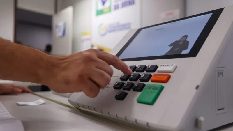 Prazo de desincompatibilização se aproxima e cenário político começa a se movimentar em Palmeira dos Índios