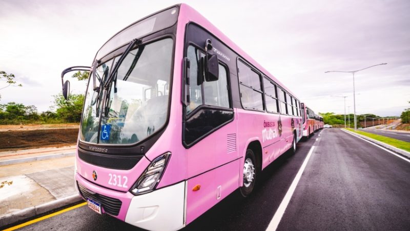 Maceió implanta ônibus exclusivos para mulheres e reforça combate ao assédio no transporte público