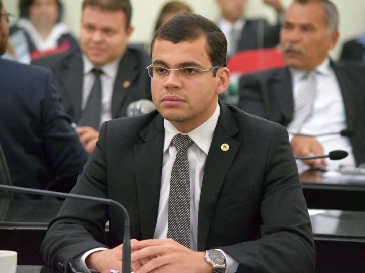 Bastidores da ALE: Gilvan Barros Filho avança à vice, mas sucessão de Marcelo Victor segue indefinida