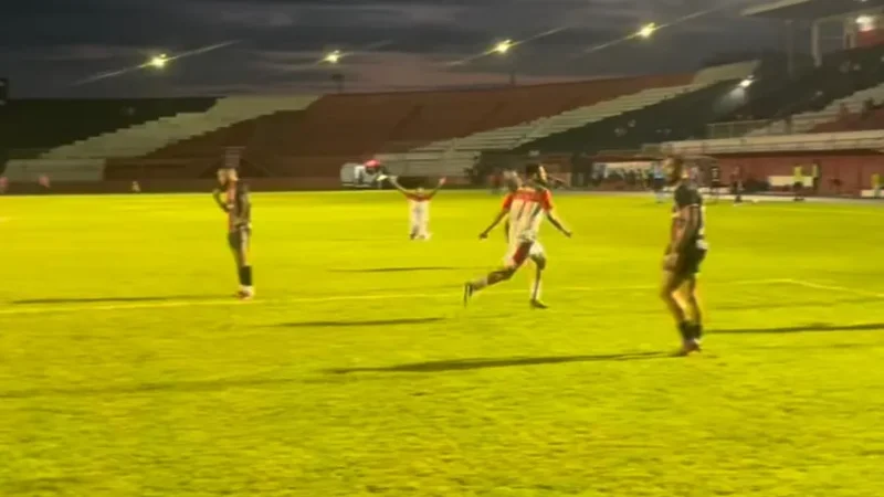 CSE reage no fim, vence o Atlético-BA de virada e conquista primeira vitória na Série D