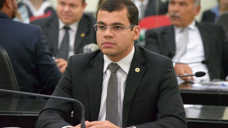 Reforma no secretariado de Rodrigo Cunha contempla novas alianças políticas de JHC