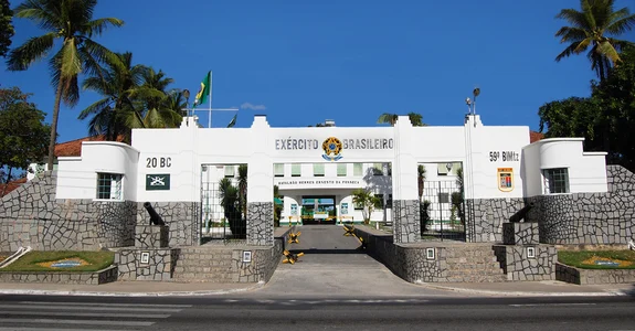 Militares denunciam abusos e agressões dentro de quartel do Exército em Maceió; caso é levado ao MPF