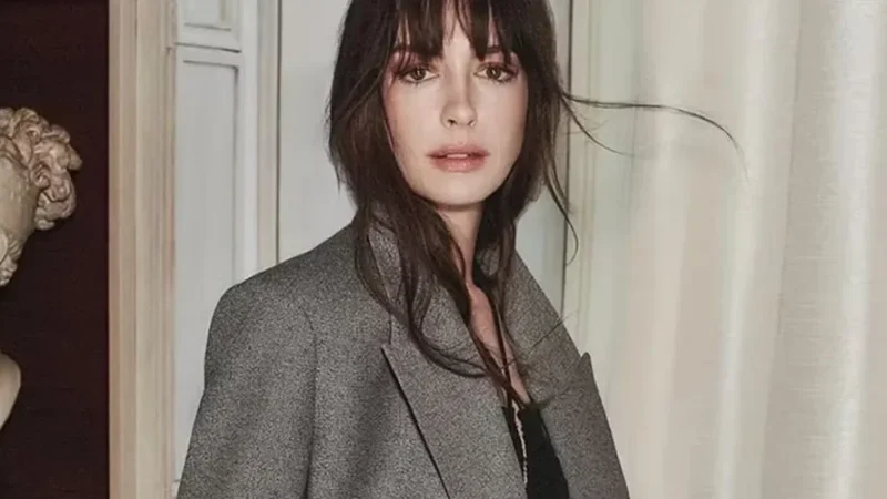 Anne Hathaway é eleita a mulher mais bonita do mundo pela People