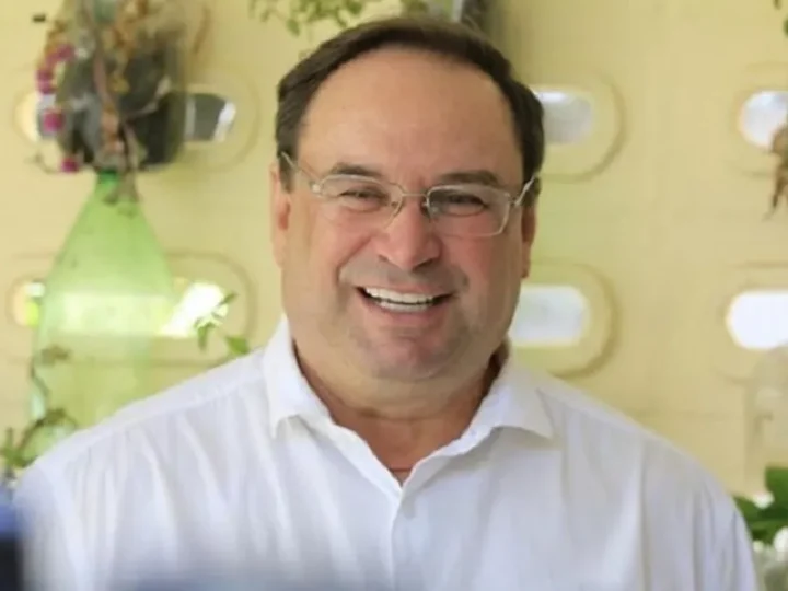 Luciano Barbosa evita cravar apoio a JHC e mantém indefinição sobre palanque para o governo de Alagoas