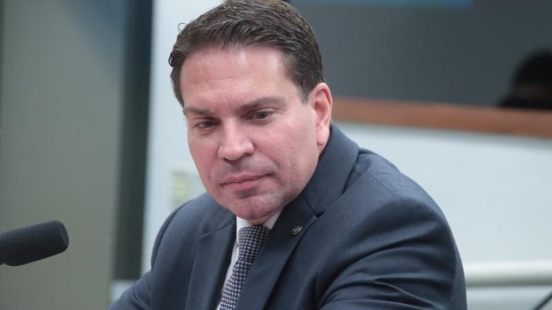 Prisão de Ramagem nos EUA: entenda como funciona o processo após detenção pelo ICE